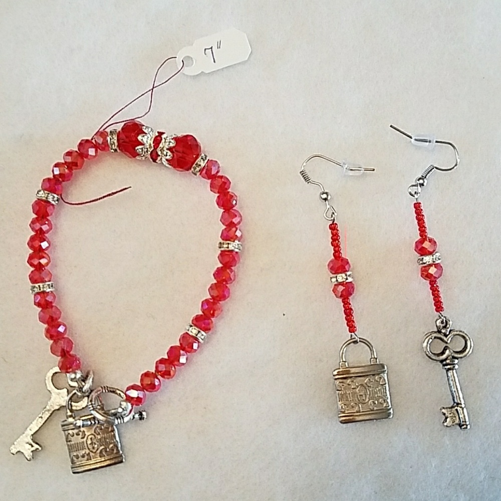 Handcrafted Bracelet & Earrings Set